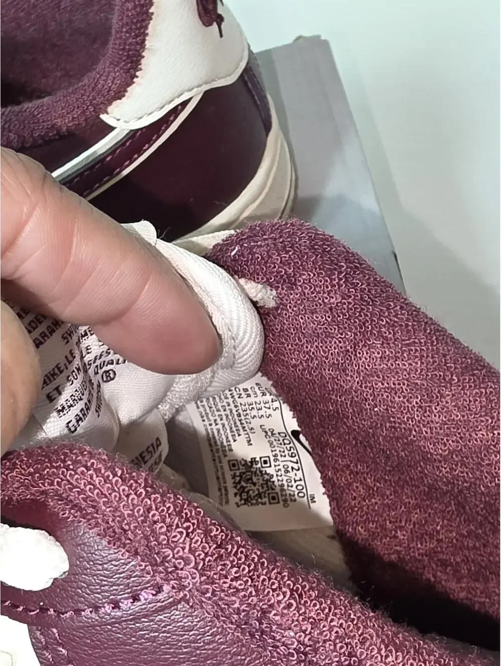 ⭐Nike Air Force 1 LV8 GS Sz 5y Big Kids Shoes New Night Maroon